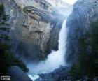 Водопад в Национальный парк Йосемити